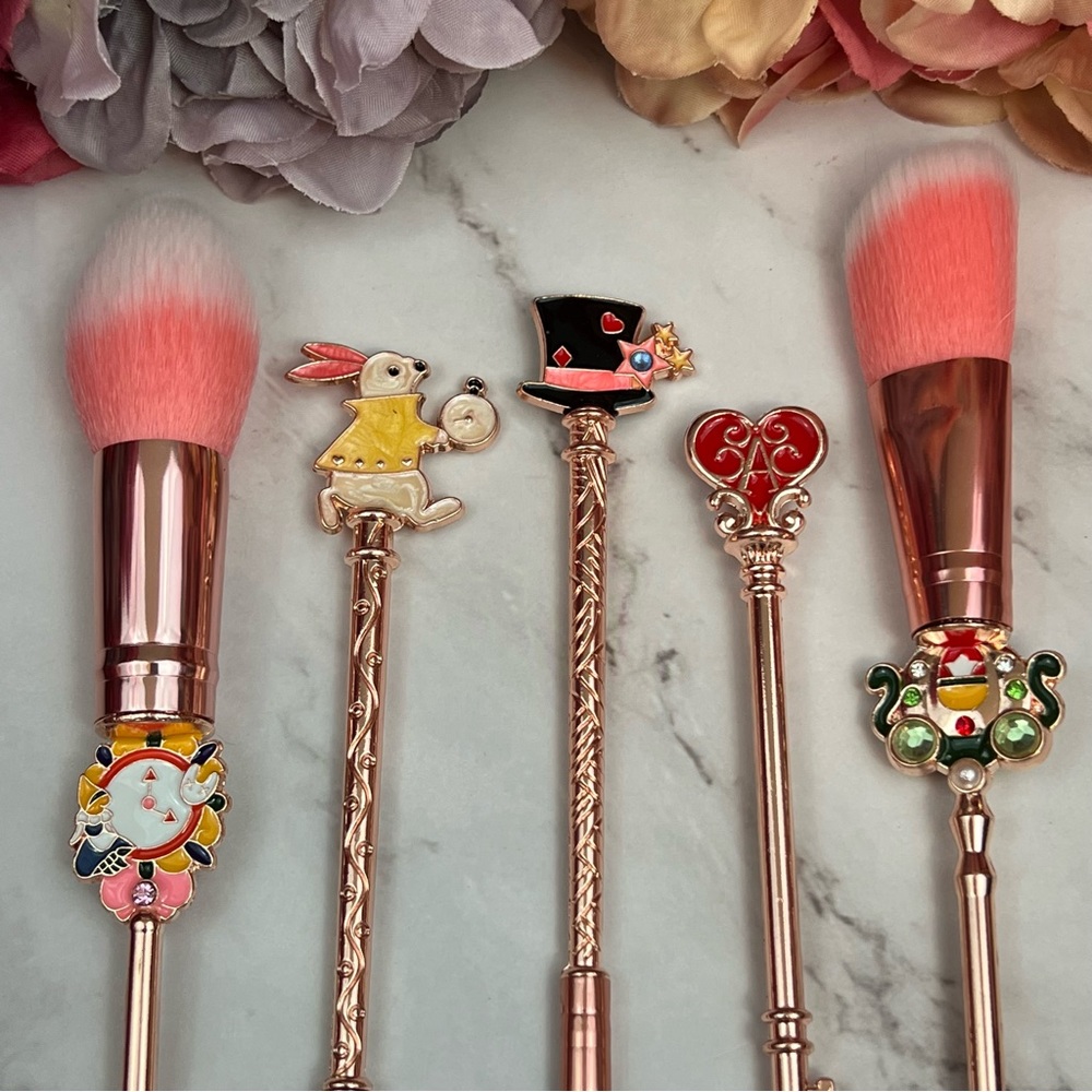 Alice in Wonderland Rose Gold 5 Piece Makeup Brush Set - Picture 9 of 16